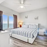 Shores Of Panama 2025 - 1 Bedroom Bunks Sleeps 6, Reserved Parking, Free Fun! Condo